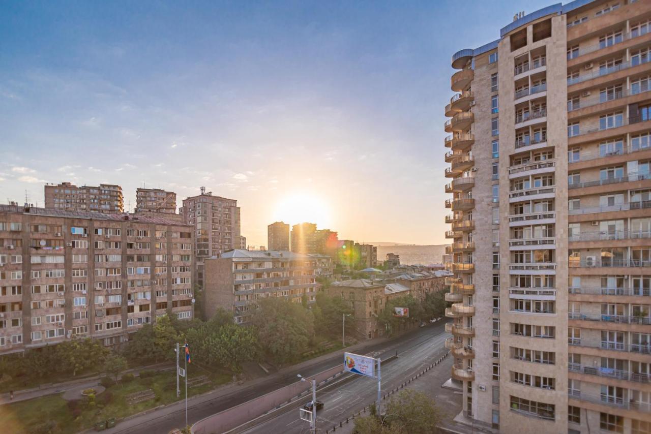 Orbeli Hotel Yerevan Exterior photo